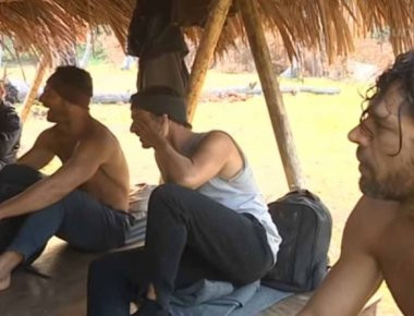 Survivor: Πλακώνονται όλοι οι «Διάσημοι» με τον Αγγελόπουλο – Τα είπε «έξω από τα δόντια» η Βαλαβάνη! (βίντεο)